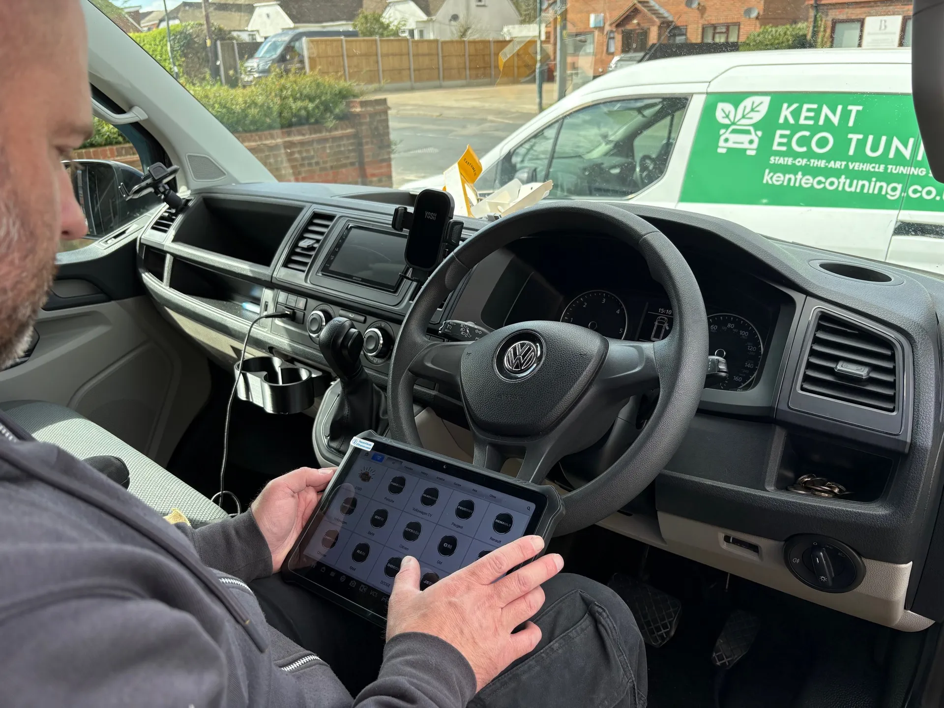 Mobile ECU remapping service and customer vehicle in Gravesend, Kent.