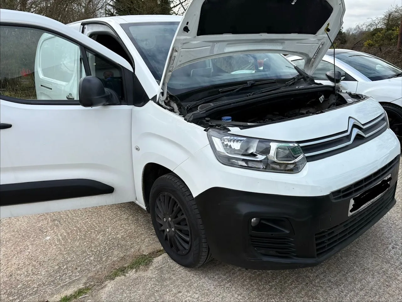 5 Ways to Improve Van Fuel Economy and Reduce Fleet Costs in Kent & Medway